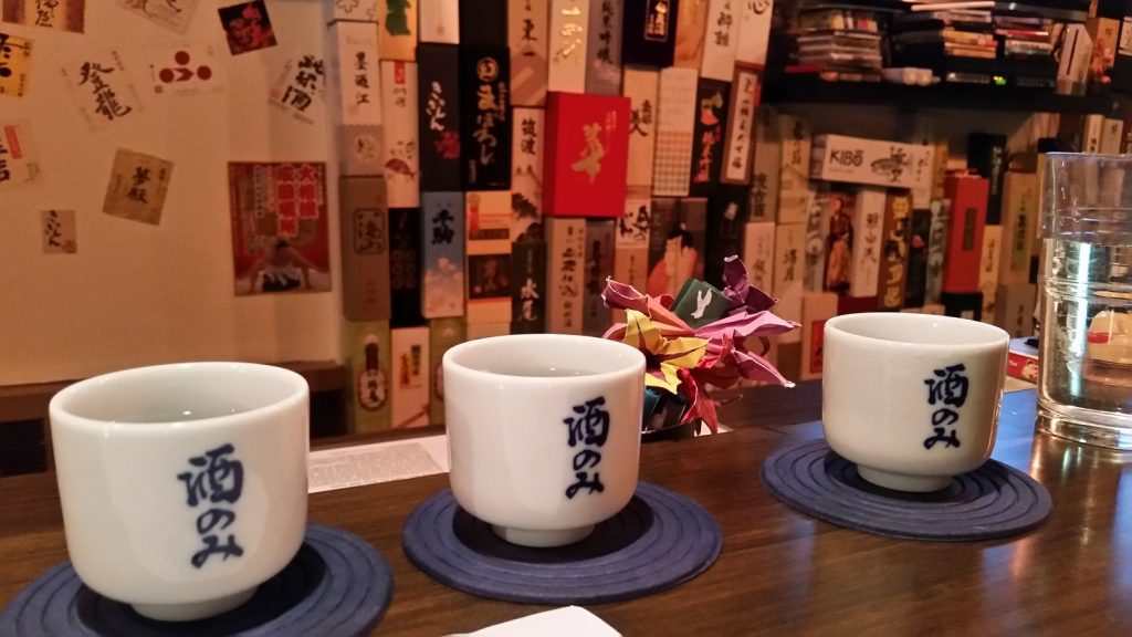 Sakenomi-tasting
