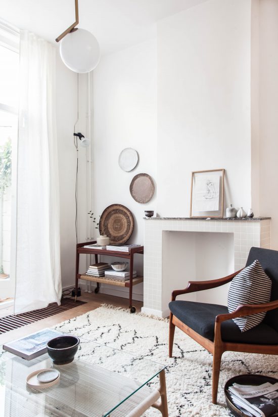 7 Ways to Make Your Living Room Seem Larger