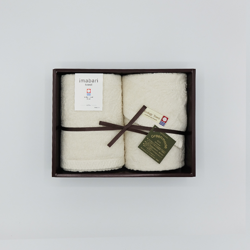 The Imabari towels’ softness and good water absorbency is recognized for its quality all around the world.