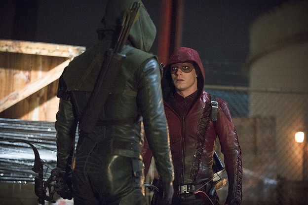 Arrow--"Suicidal Tendencies"--Image AR317A_0238b--Pictured (L-R): Stephen Amell as Oliver Queen/Arrow and Colton Haynes as Roy Harper/Arsenal--Photo: Cate Cameron/The CW--é 2015 The CW Network, LLC. All rights reserved.