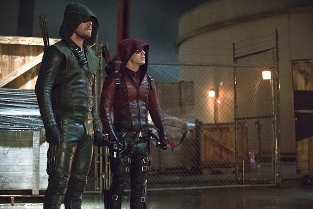 Arrow--"Suicidal Tendencies"--Image AR317A_0231b--Pictured (L-R): Stephen Amell as Oliver Queen/Arrow and Colton Haynes as Roy Harper/Arsenal--Photo: Cate Cameron/The CW--é 2015 The CW Network, LLC. All rights reserved.