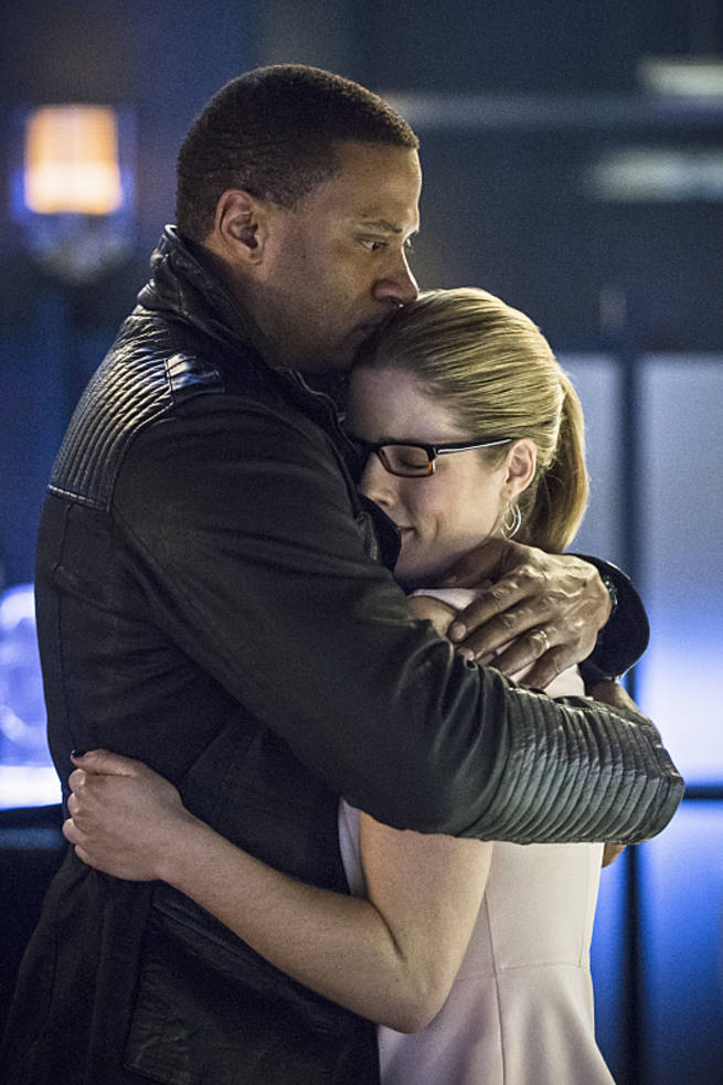Arrow -- "Al Sah-Him" -- Image AR321B_0342b -- Pictured (L-R): David Ramsey as John Diggle and Emily Bett Rickards as Felicity Smoak -- Photo: Cate Cameron/The CW -- é 2015 The CW Network, LLC. All Rights Reserved.