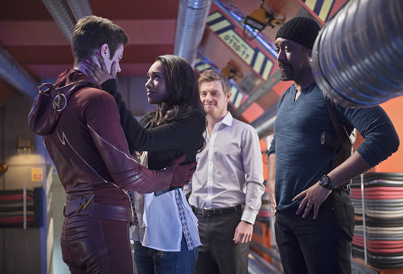 The Flash -- "Fast Enough" -- Image FLA123A_0127b -- Pictured (L-R): Grant Gustin as Barry Allen, Candice Patton as Iris West, Rick Cosnett as Detective Eddie Thawne and Jesse L. Martin as Detective Joe West -- Photo: Diyah Pera/The CW -- é 2015 The CW Network, LLC. All rights reserved.