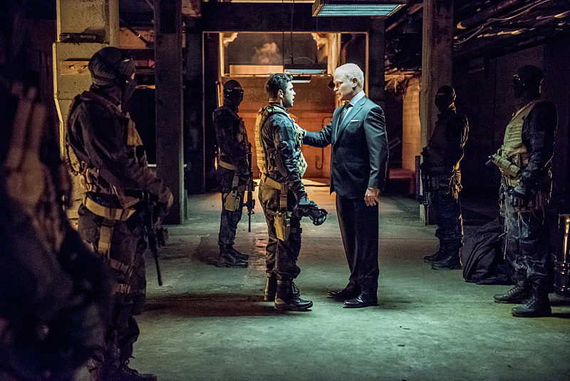 Arrow -- "Green Arrow" -- Image AR401B_0119b -- Pictured: Neal McDonough as Damien Darhk -- Photo: Dean Buscher /The CW -- é 2015 The CW Network, LLC. All Rights Reserved.