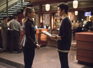 The Flash -- "The Fury of Firestorm" -- FLA204A_0024b -- Pictured (L-R): Shantel VanSanten as Patty Spivot and Grant Gustin as Barry Allen -- Photo: Cate Cameron /The CW -- é 2015 The CW Network, LLC. All rights reserved.