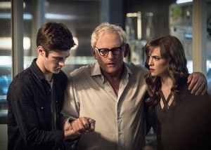 The Flash -- "The Fury of Firestorm" -- FLA204A_0325b -- Pictured (L-R): Grant Gustin as Barry Allen, Victor Garber as Professor Stein and Danielle Panabaker as Caitlin Snow -- Photo: Cate Cameron /The CW -- é 2015 The CW Network, LLC. All rights reserved.