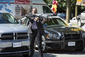 The Flash -- "The Man Who Saved Central City" -- Image FLA201a_0294b -- Pictured: Jesse L. Martin as Detective Joe West -- Photo: Cate Cameron /The CW -- é 2015 The CW Network, LLC. All rights reserved