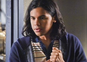 The Flash -- "Enter Zoom" -- Image FLA206B_0013b.jpg -- Pictured: Carlos Valdes as Cisco Ramon -- Photo: Dean Buscher/The CW -- é 2015 The CW Network, LLC. All rights reserved.