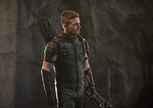 Arrow -- "Haunted" -- Image AR404B_0209b.jpg -- Pictured: Stephen Amell as The Arrow -- Photo: Cate Cameron/ The CW -- é 2015 The CW Network, LLC. All Rights Reserved.