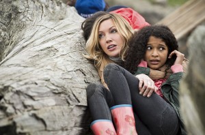 Arrow -- "Dark Waters" -- Image AR409A_0167b.jpg -- Pictured: Katie Cassidy as Laurel Lance -- Photo: Diyah Pera/ The CW -- é 2015 The CW Network, LLC. All Rights Reserved.
