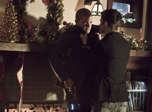 The Flash -- "Running to Stand Still" -- Image FLA209b_0014b.jpg -- Pictured (L-R): Wentworth Miller as Leonard Snart and Grant Gustin as Barry Allen -- Photo: Katie Yu/The CW -- é 2015 The CW Network, LLC. All rights reserved.