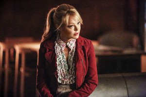Arrow -- "Sins of the Father" -- Image ARR413a_0171b.jpg -- Pictured: Charlotte Ross as Donna Smoak -- Photo: Bettina Strauss/ The CW -- é 2016 The CW Network, LLC. All Rights Reserved.