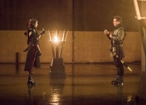 Arrow -- "Sins of the Father" -- Image AR413b_0292b.jpg -- Pictured (L-R): Katrina Law as Nyssa al Ghul and John Barrowman as Malcolm Merlyn -- Photo: Dean Buscher/ The CW -- é 2016 The CW Network, LLC. All Rights Reserved.