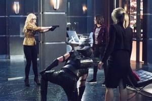 Arrow -- "Beacon of Hope" -- Image AR417b_0406b.jpg -- Pictured (L-R): Emily Kinney as Brie Larvan, Stephen Amell as Green Arrow, Willa Holland as Thea Queen and Emily Bett Rickards as Felicity Smoak -- Photo: Dean Buscher/The CW -- é 2016 The CW Network, LLC. All Rights Reserved.