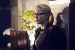 Arrow -- "Beacon of Hope" -- Image AR417b_0022b.jpg -- Pictured: Emily Bett Rickards as Felicity Smoak -- Photo: Dean Buscher/The CW -- é 2016 The CW Network, LLC. All Rights Reserved.