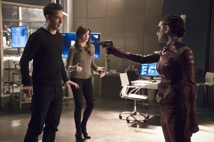 The Flash -- "Trajectory" -- Image FLA216b_0109b -- Pictured (L-R): Tom Cavanagh as Harrison Wells, Danielle Panabaker as Caitlin Snow, and Allison Paige as Trajectory -- Photo: Katie Yu/The CW -- é 2016 The CW Network, LLC. All rights reserved.