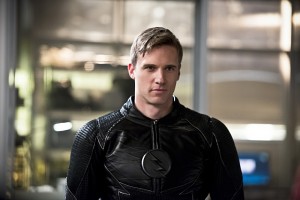 The Flash -- "Versus Zoom" -- Image: FLA218b_0090.jpg -- Pictured: Teddy Sears as Jay Garrick -- Photo: Diyah Pera/The CW -- é 2016 The CW Network, LLC. All rights reserved.