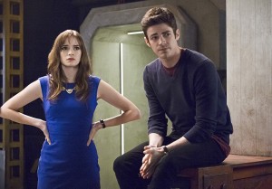 The Flash -- "Versus Zoom" -- Image: FLA218A_0177b.jpg -- Pictured (L-R): Danielle Panabaker as Caitlin Snow and Grant Gustin as Barry Allen -- Photo: Cate Cameron/The CW -- é 2016 The CW Network, LLC. All rights reserved.