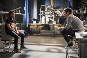 The Flash -- "Versus Zoom" -- Image: FLA218A_0014b.jpg -- Pictured (L-R): Carlos Valdes as Cisco Ramon and Grant Gustin as Barry Allen -- Photo: Cate Cameron/The CW -- é 2016 The CW Network, LLC. All rights reserved.