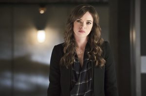 The Flash -- "The Race of His Life" -- Image: FLA223a_0069b.jpg -- Pictured: Danielle Panabaker as Caitlin Snow -- Photo: Katie Yu/The CW -- é 2016 The CW Network, LLC. All rights reserved.