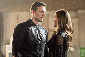 The Flash -- "Invincible" -- Image: FLA222b_0018b.jpg -- Pictured (L-R): Teddy Sears as Jay Garrick and Katie Cassidy as Black Siren -- Photo: Dean Buscher/The CW -- é 2016 The CW Network, LLC. All rights reserved.