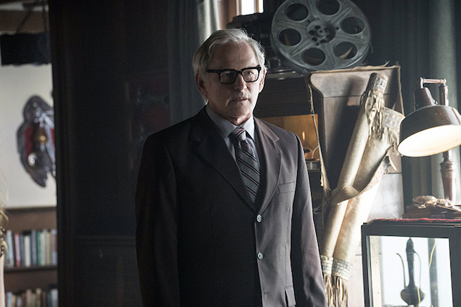 DC's Legends of Tomorrow --"The Justice Society of America"-- Image LGN202b_0115.jpg -- Pictured: Victor Garber as Professor Martin Stein -- Photo: Katie Yu/The CW -- é 2016 The CW Network, LLC. All Rights Reserved.