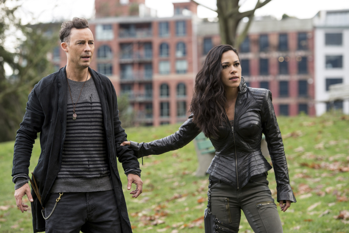 The Flash -- "Dead or Alive" -- Image FLA311a_0247b.jpg -- Pictured (L-R): Tom Cavanagh as Harrison Wells and Jessica Camacho as Gypsy -- Photo: Diyah Pera/The CW -- é 2017 The CW Network, LLC. All rights reserved.