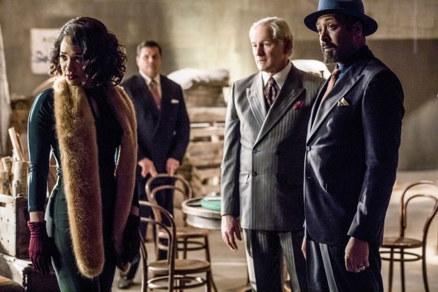 The Flash -- "Duet" -- FLA317c_0544b.jpg -- Pictured (L-R): Candice Patton as Iris West, Victor Garber as Professor Martin Stein and Jesse L. Martin as Detective Joe West -- Photo: Jack Rowand/The CW -- é 2017 The CW Network, LLC. All rights reserved.