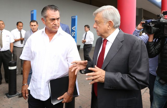 Aeropuerto_AMLO_y_Bronco-3
