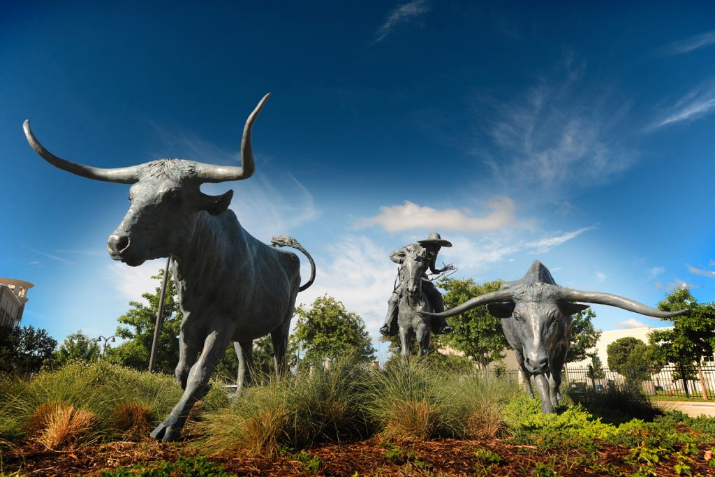 longhorn statue, the shops at legacy, plano