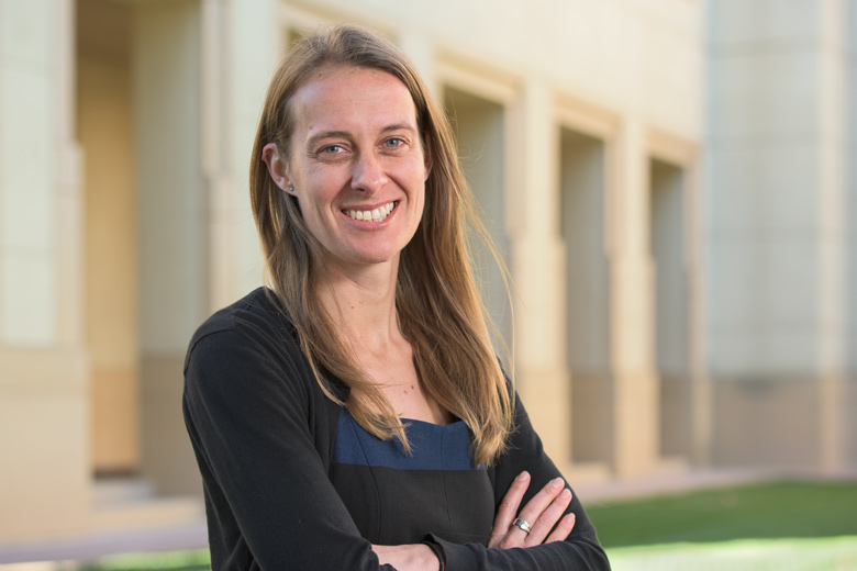 At Stanford, seeking dialogue on investment responsibility