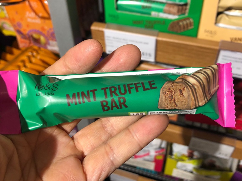 M & S Mint Truffle Bar 1Source