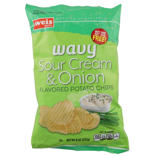 WAVY SOUR CREAM & ONION FLAVORED POTATO CHIPS 1Source