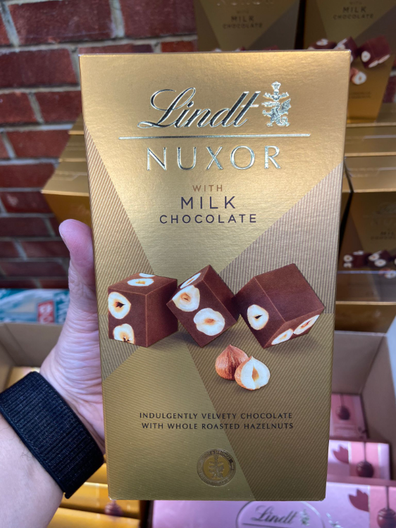Lindt Nuxor With Milk Chocolate With Whole Roasted Hazelnuts 1Source