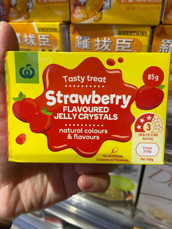 Tasty Treat Strawberry Flavoured Jelly Crystals 1Source