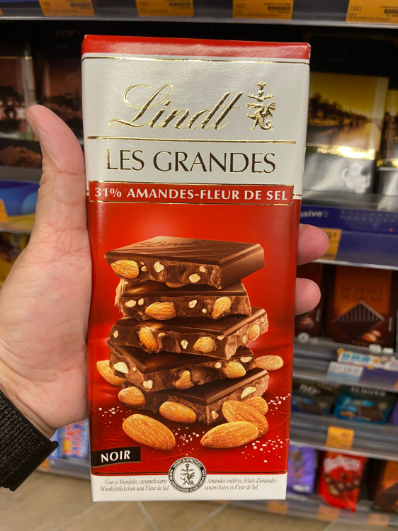 Lindt Les Grandes Salt Almond Dark Chocolate 1Source