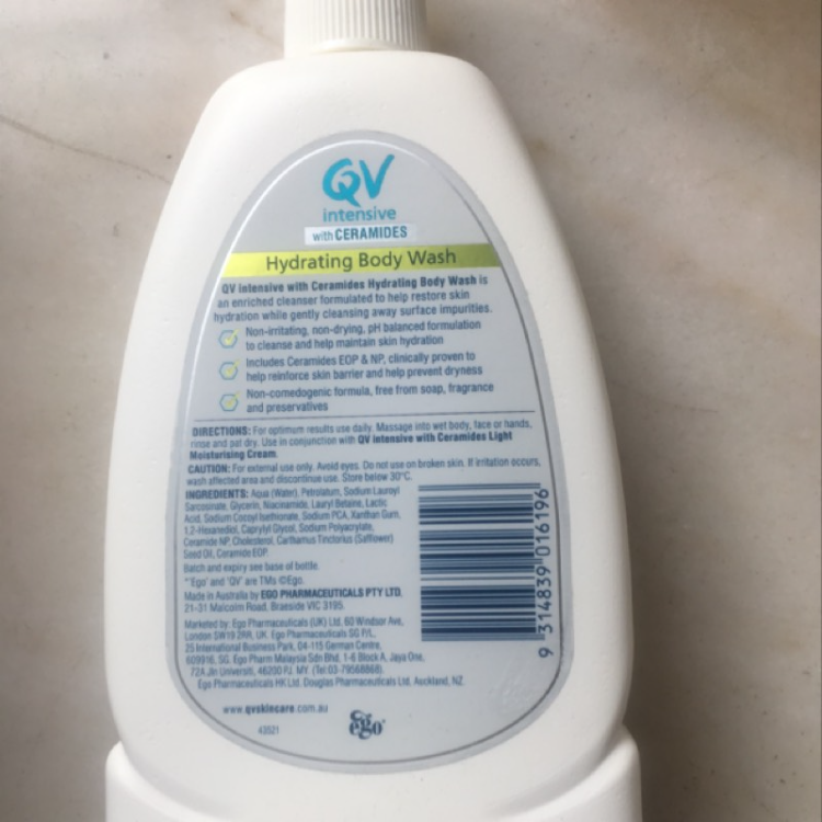 QV Intensive With Ceramides Hydrating Body Wash 1Source