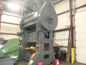 300 Ton Verson Straight Side (3)