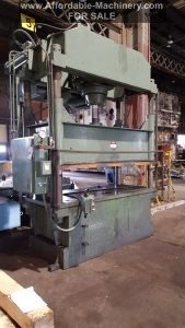 100 Ton Dake 4-Post Down-Acting Hydraulic Press For Sale