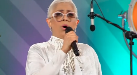 Andrés Manuel López Obrador felicita a las madres de México