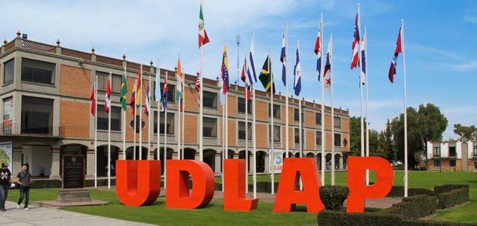 Policías toman las instalaciones de la Universidad de las Américas Puebla