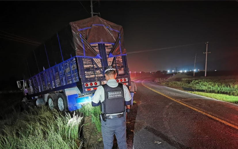 Cierre parcial de carretera Amozoc-Tezihutlán por accidente.