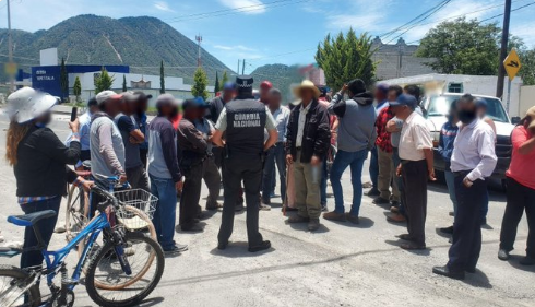 Cierre de carretera #Amozoc-#Teziutlán