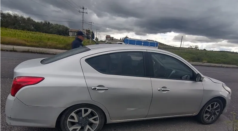 Detienen a presunto traficante de personas en Amozoc.