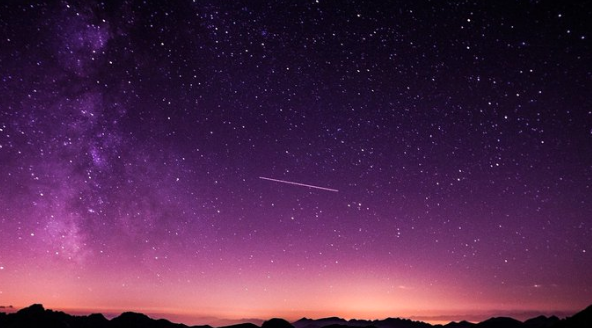 Hoy por la noche llegan las Dracónidas: la primera lluvia de estrellas del otoño.