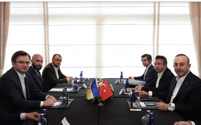 Fracasan negociaciones entre Rusia y Ucrania en Turquía.