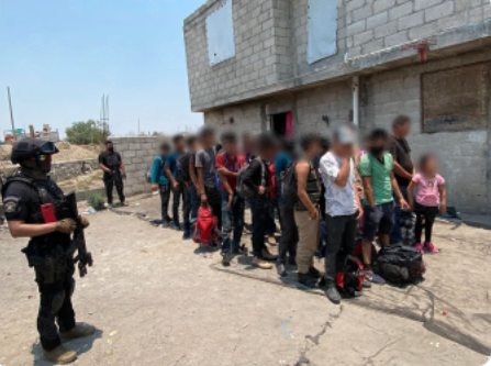 Rescata SSP y FGE a migrantes en Amozoc