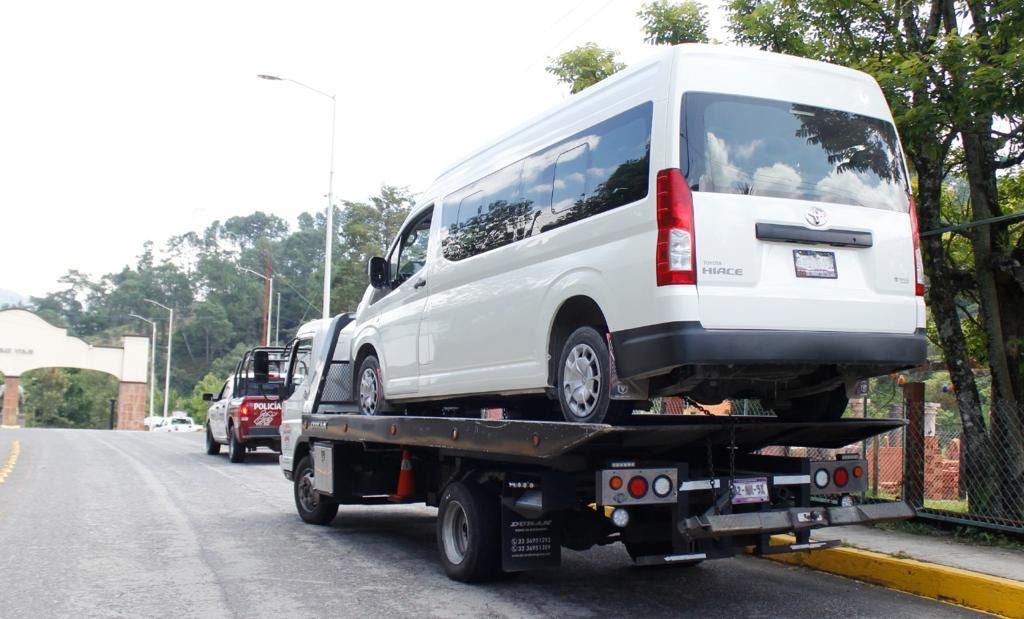 Retiran unidades transporte irregular en Amozoc, Puebla y Huauchinango