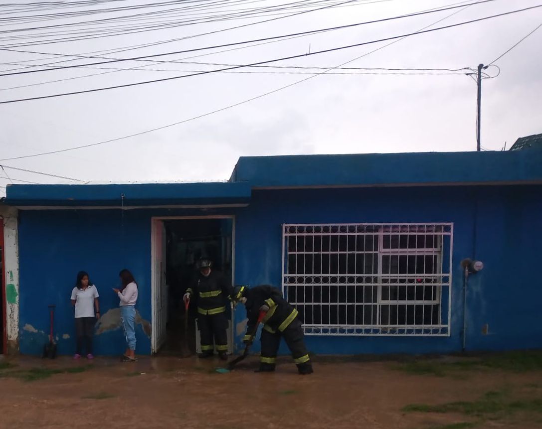 Reportan inundaciones en Amozoc