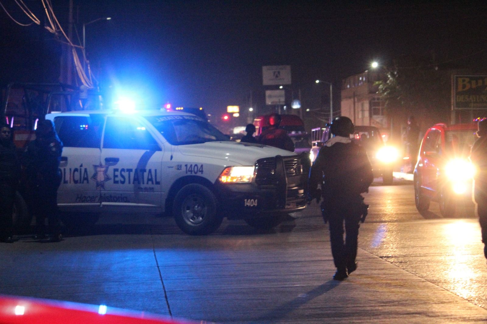 Hombres en presuntas patrullas falsas asesinan a balazos a hombre en Amozoc.